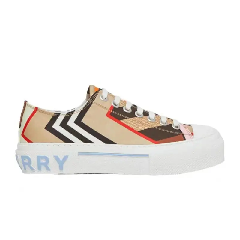 burberry decontractees chaussures pour homme s_123676b2